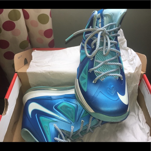 boys lebron 10